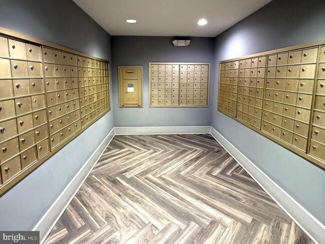 Building Photo - 5300 Holmes Run Pkwy
