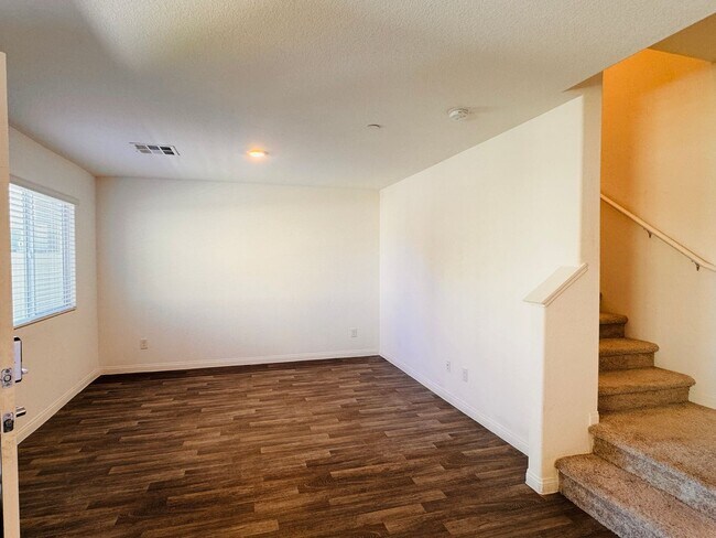 Building Photo - Semi-Furnished 3-bedroom, 2.5-bath townhouse For Rent