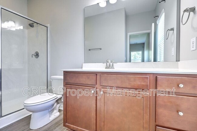 Building Photo - 9657 Spencer Woods Rd