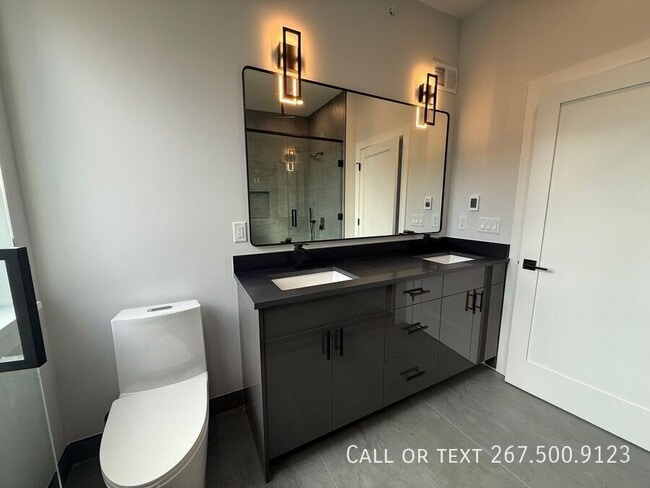 Building Photo - 3005 Gaul St