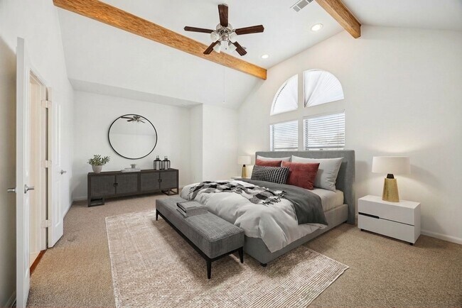 Building Photo - 5210 Petty St