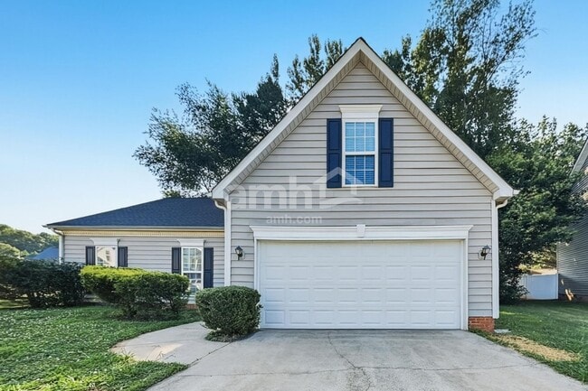 Building Photo - 7940 Ebony Rd