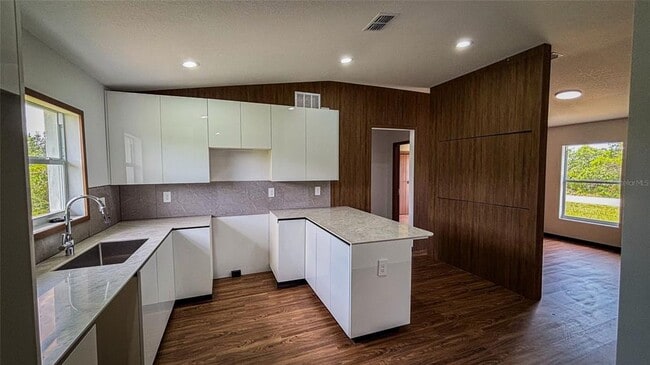 Building Photo - 5830 Virtudes St