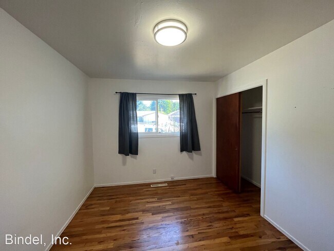 Building Photo - 3 br, 2 bath House - 4170 Cedar St