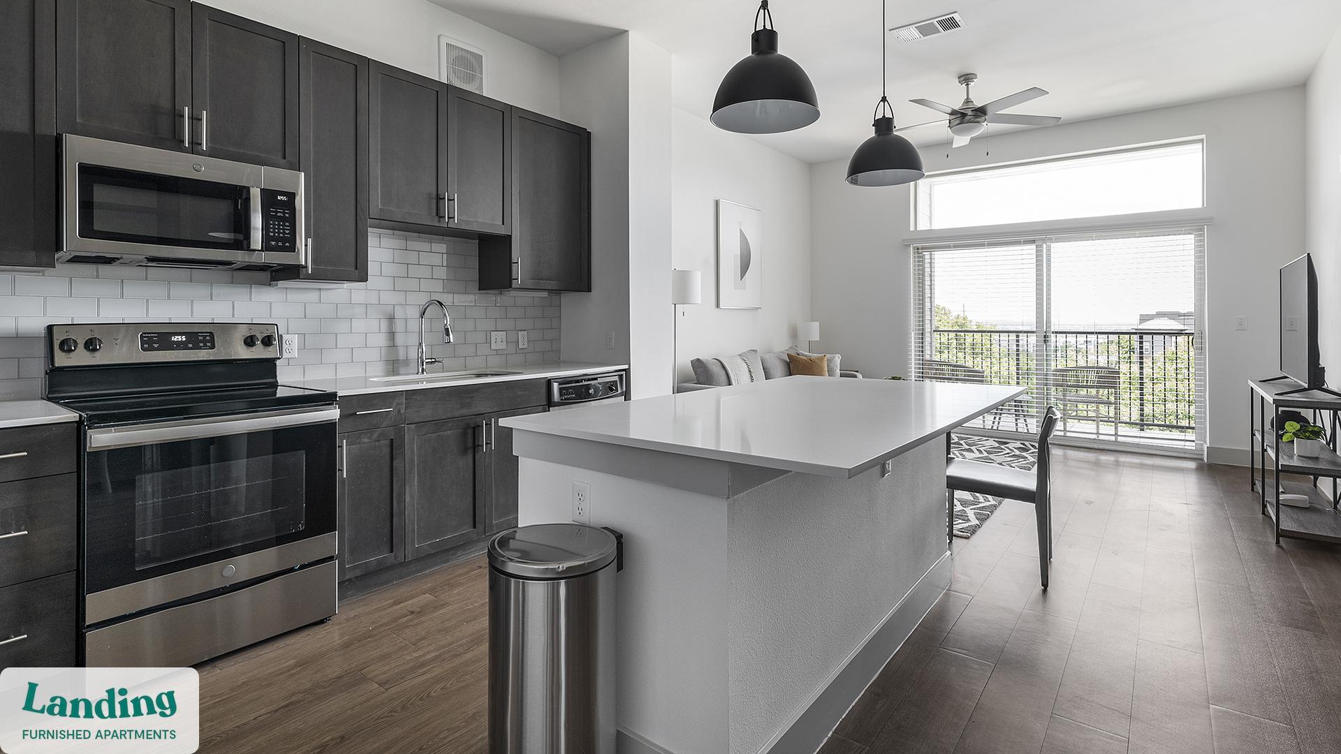 Building Photo - 2511 Montopolis Dr