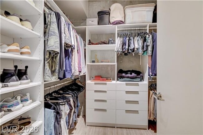 Building Photo - 353 E Bonneville Ave