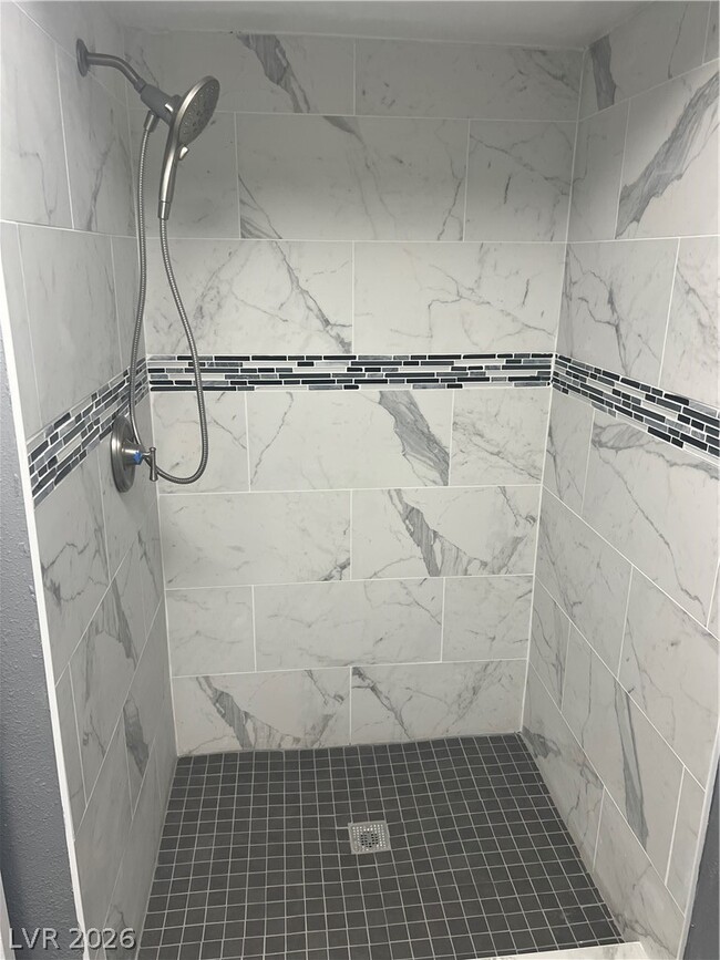 Building Photo - 3344 Medina Ct