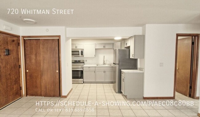 Building Photo - Beautiful Newly Renovated 2 Bedroom Apartm...