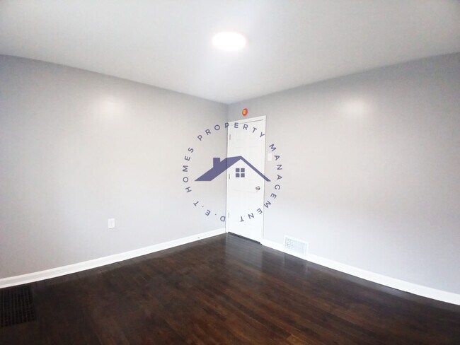 Building Photo - 20160 Cherrylawn St