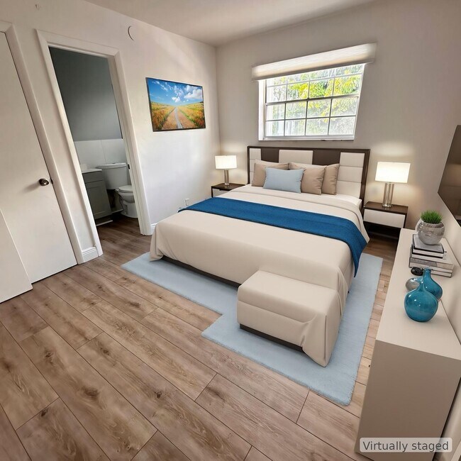 Building Photo - 510 NE 17th Ave