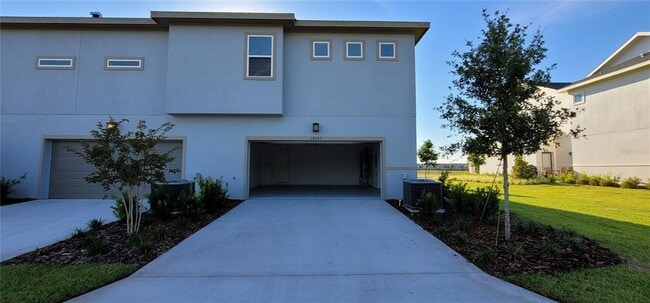 Building Photo - 14253 Kellogg Ave