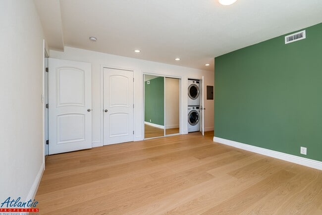 Building Photo - Beautiful ADU Apartment | Private Entrance...
