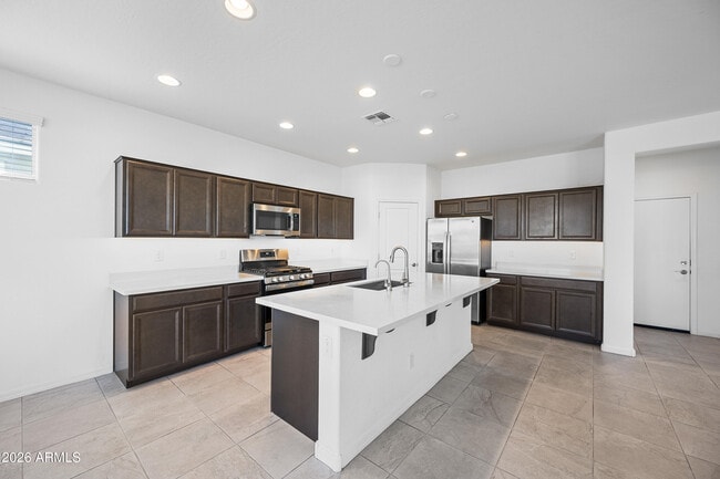 Building Photo - 8926 W Oregon Ave