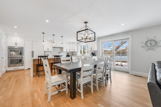 Building Photo - 6 Stanwood Pt