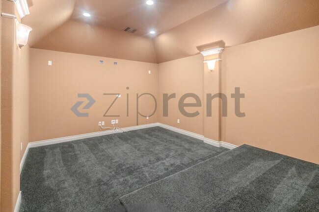 Building Photo - 27827 Patsy Pence St