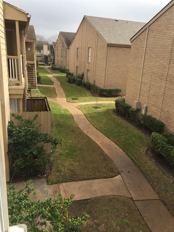 Building Photo - 10211 Sugar Branch Dr