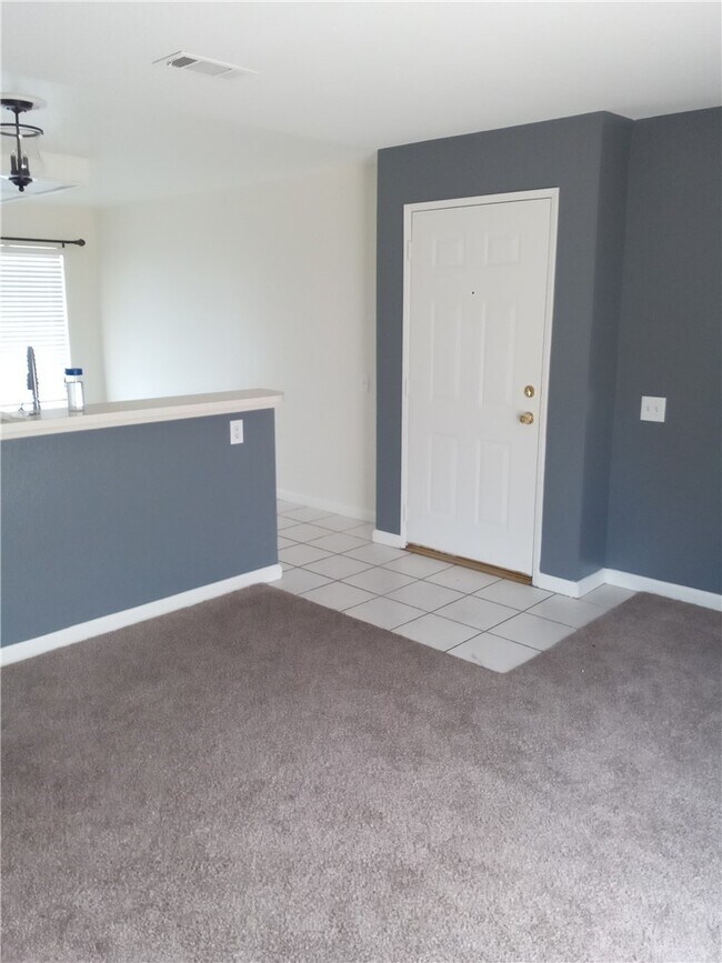 Building Photo - 1365 Crafton Ave