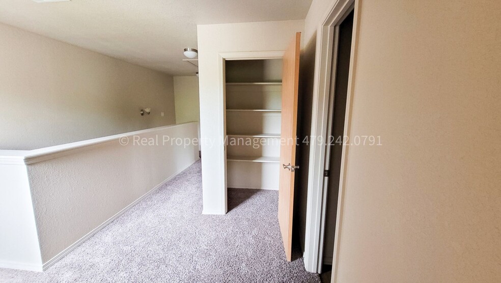 Building Photo - 3839 Old Jenny Lind Rd