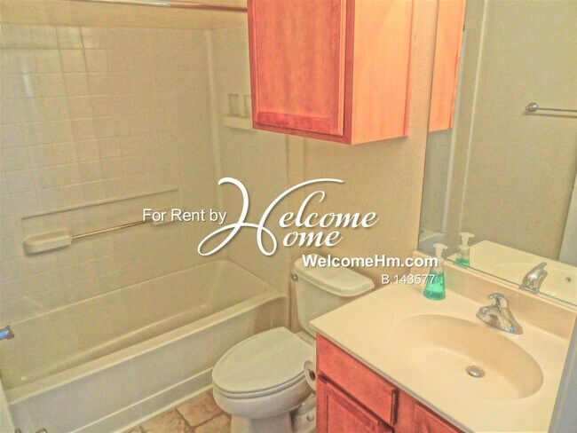 Building Photo - Spacious Triana North Townhome