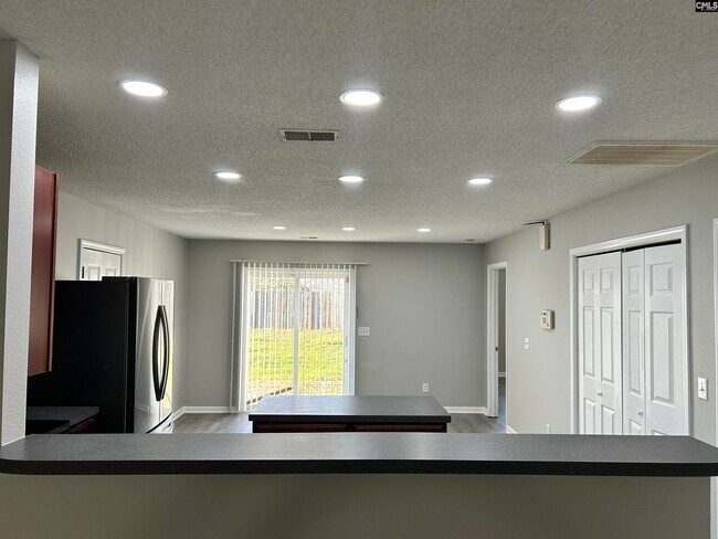 Building Photo - 218 Cogburn Rd