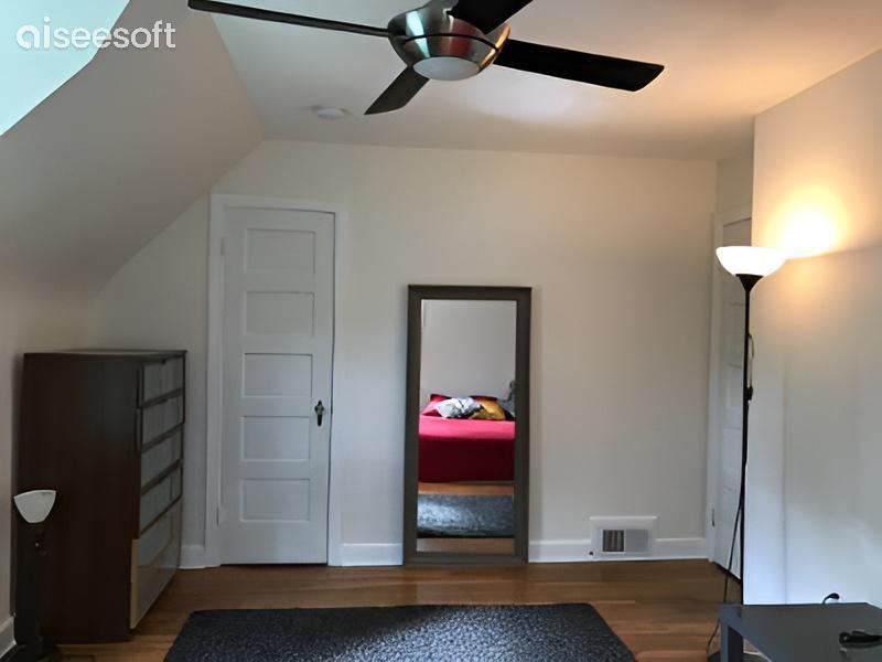 Room # 2 - 4427 Nebraska Ave NW