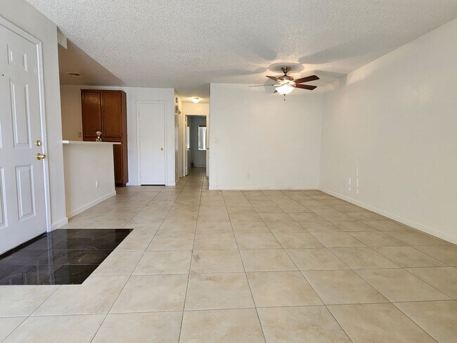 Building Photo - BOTTOM FLOOR CONDO