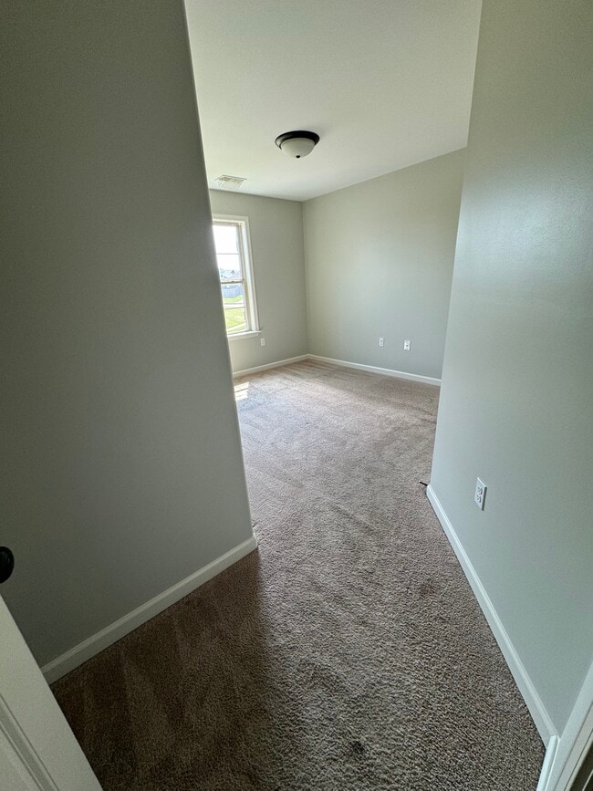 Building Photo - 2289 Wellspring Ln