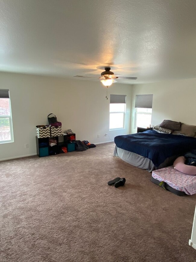 Building Photo - *COMING SOON* LAS VEGAS TWO STORY HOME WITH  4 BEDROOMS!!
