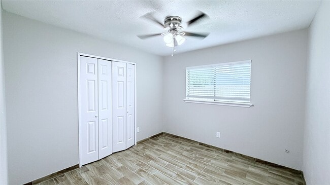 Building Photo - 15507 Mira Monte Dr