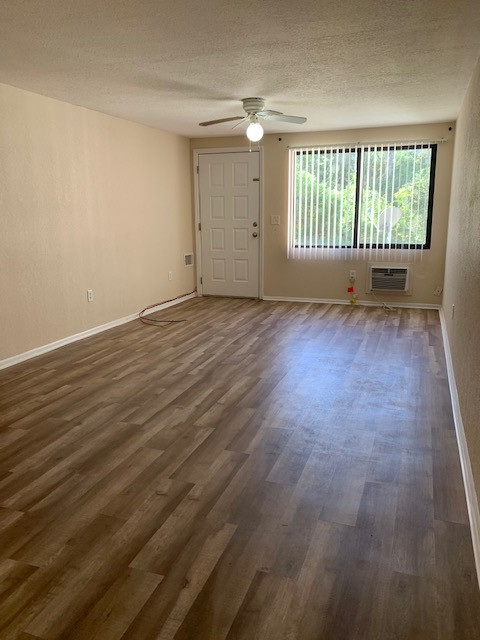 Building Photo - 15126 Pine Meadows Dr