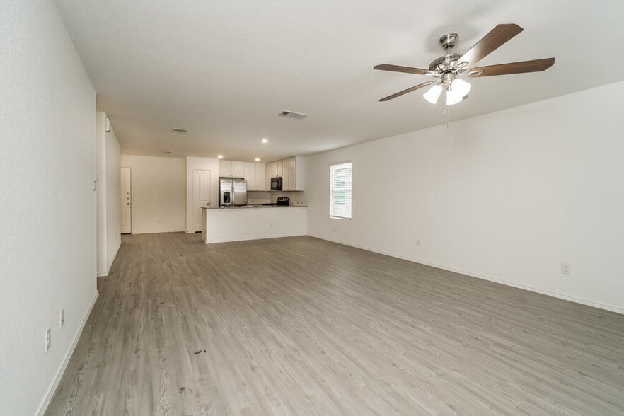 Building Photo - 14007 Southton Basin