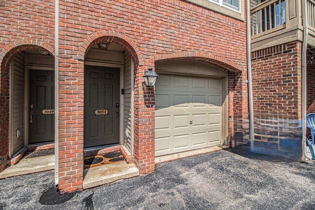 Building Photo - 3051 Barclay Way