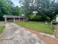 Building Photo - 5009 Trussell Ave