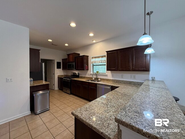 Building Photo - 10720 Dunmore Dr
