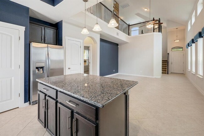 Building Photo - 16233 Travesia Way