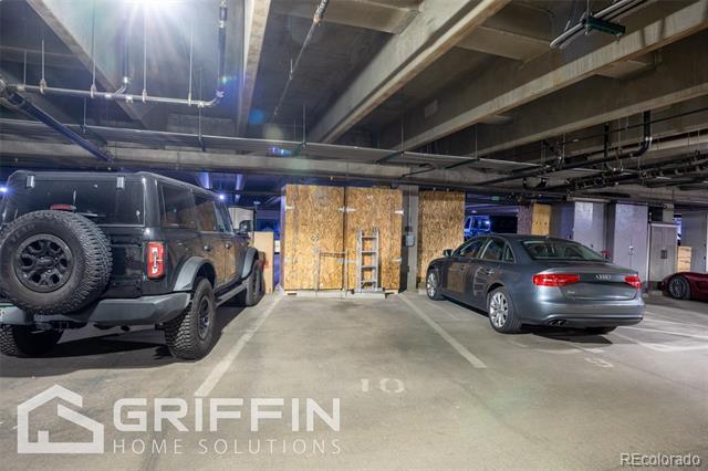 Building Photo - 3100 Huron St