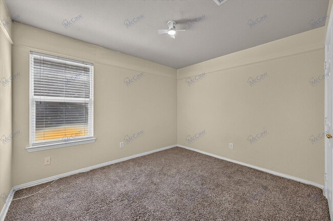 Building Photo - 5079 Postwood Dr