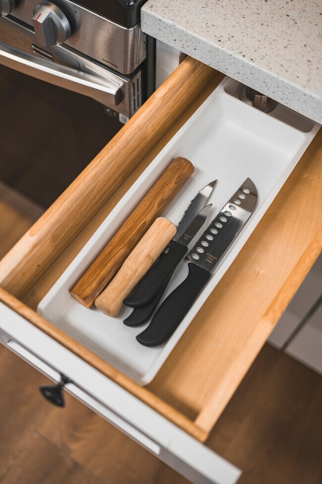 Building Photo - 1519 Walnut Ave