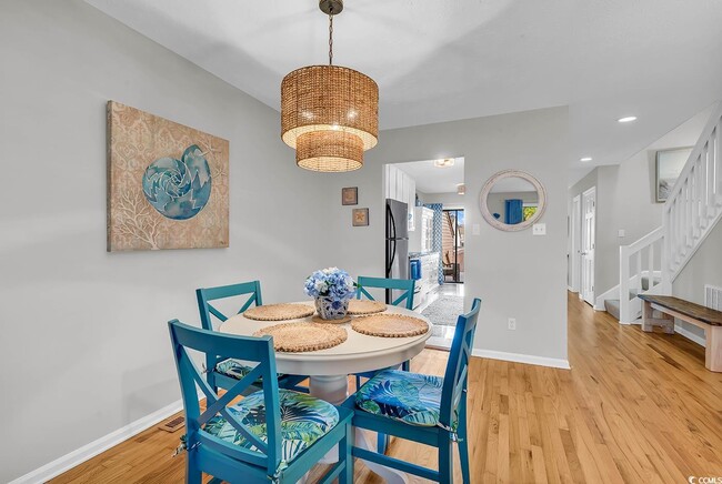 Building Photo - 4000 Fairway Lakes Dr