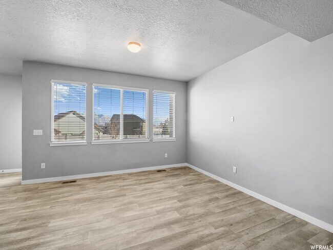Building Photo - 12949 Penywain Ln