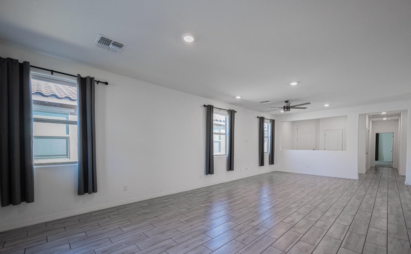 Building Photo - 5726 S 30th Gln