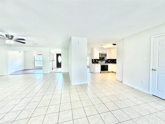 Building Photo - 7914 Oakington Dr