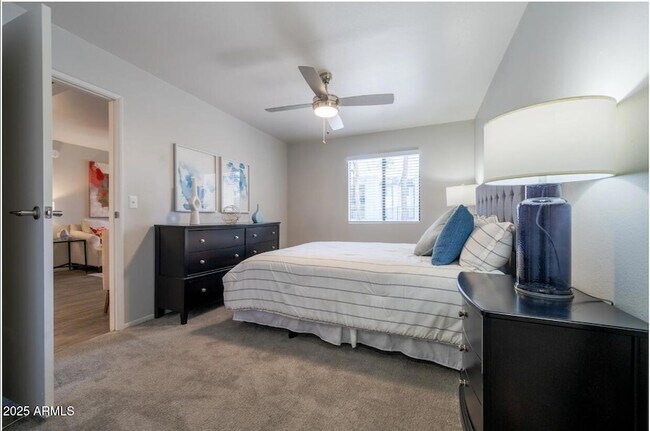 Building Photo - 2311 E Union Hills Dr