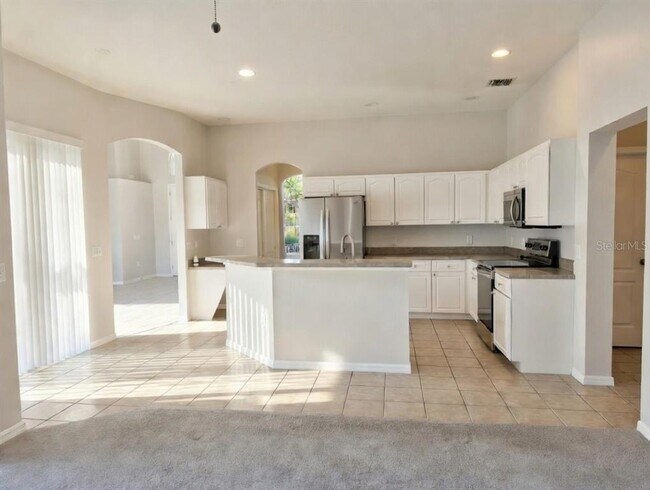 Building Photo - 10805 Australian Pine Dr