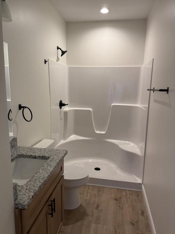 Building Photo - 116 Pinehurst Dr