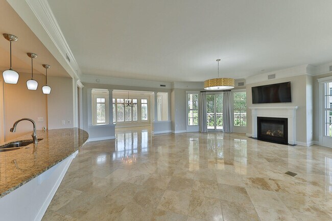 Building Photo - 404 Kelly Plantation Dr