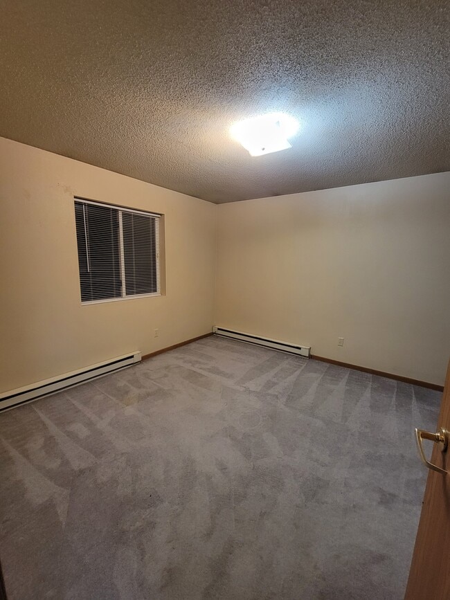 Building Photo - 8th & 8th Apartments