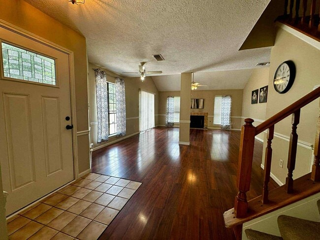 Building Photo - 78 W High Oaks Cir