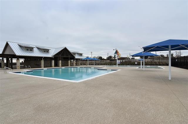 Building Photo - 9800 Huntersville Trl