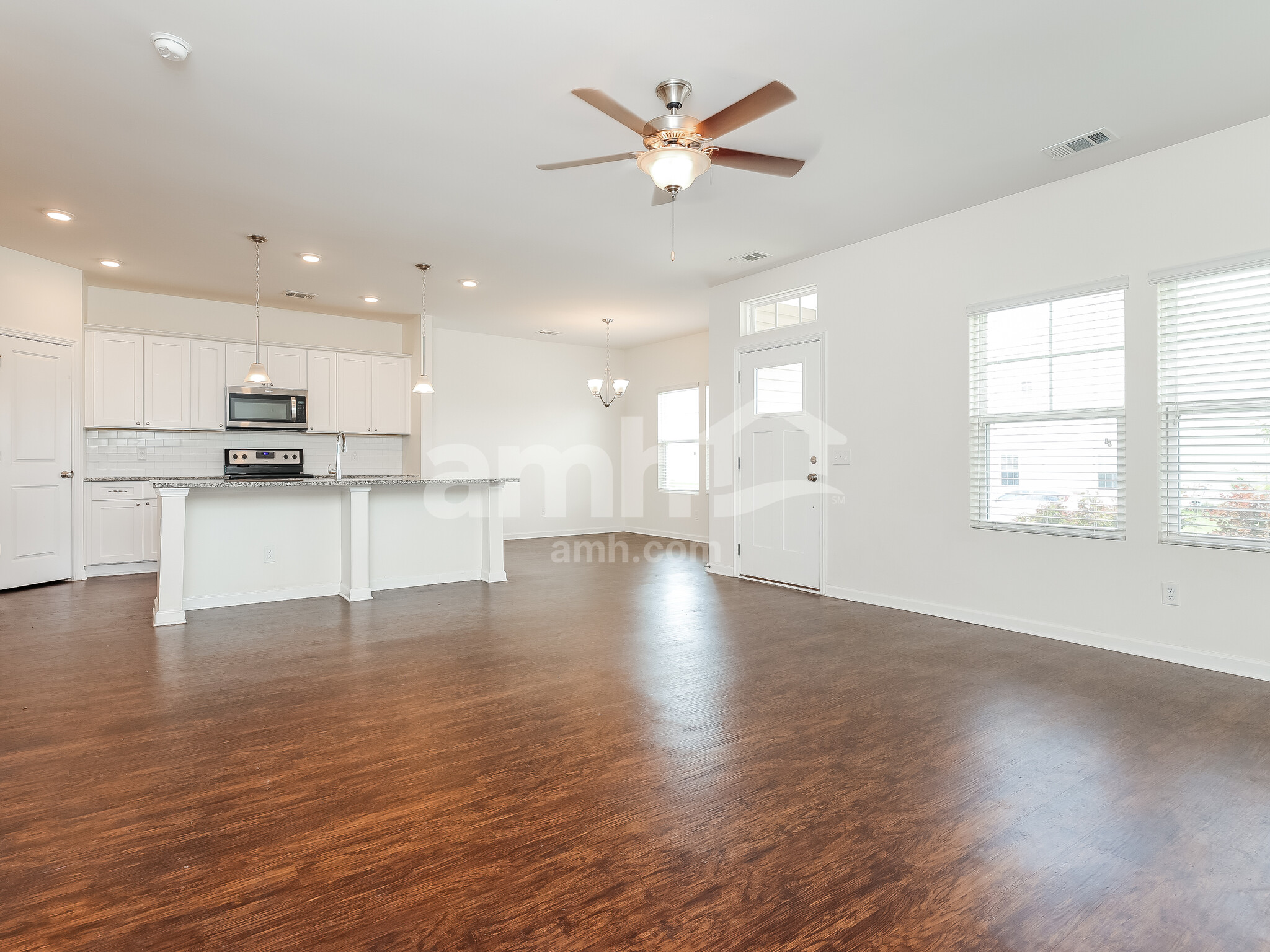 Building Photo - 311 Dogwood Cir